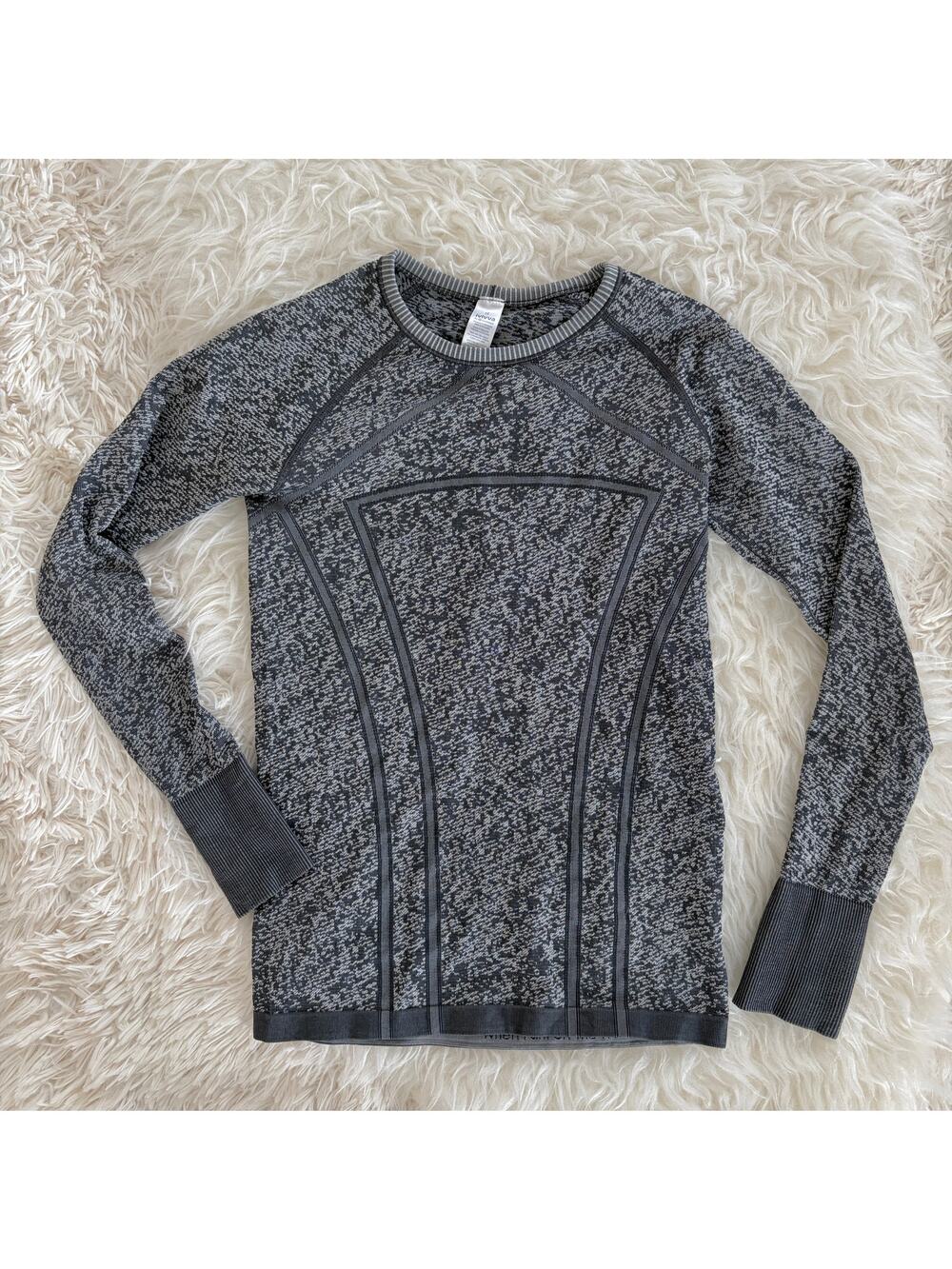 Ivivva by Lululemon Girls Fly Tech Long Sleeve Top, 12